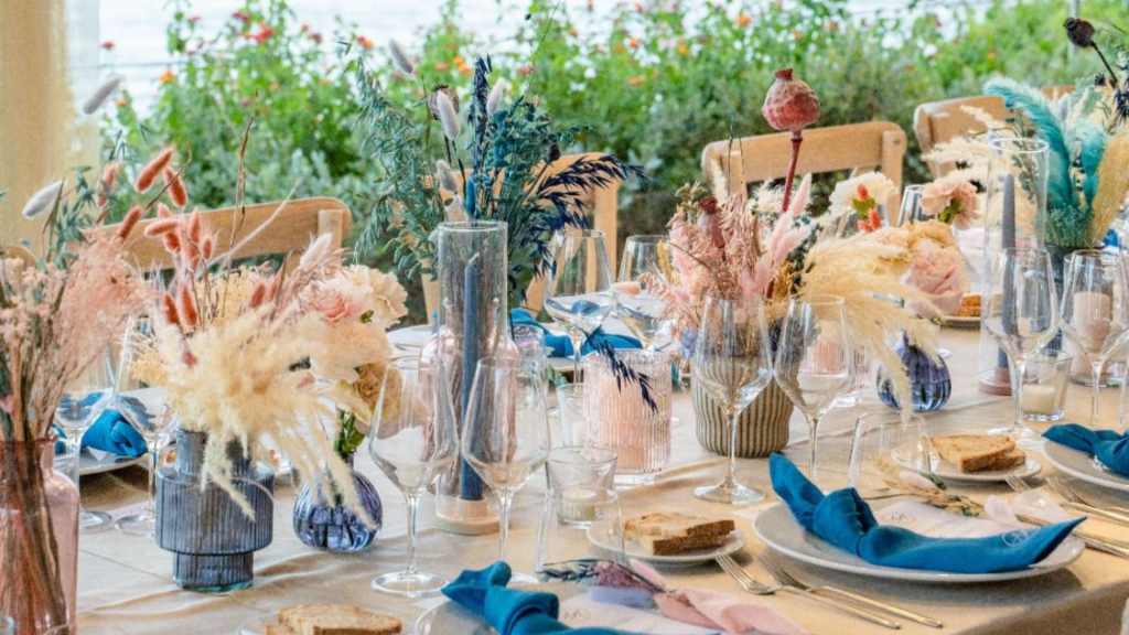 Ristorante eventi privati terrazza fronte mare AcQuachiara location Sardegna